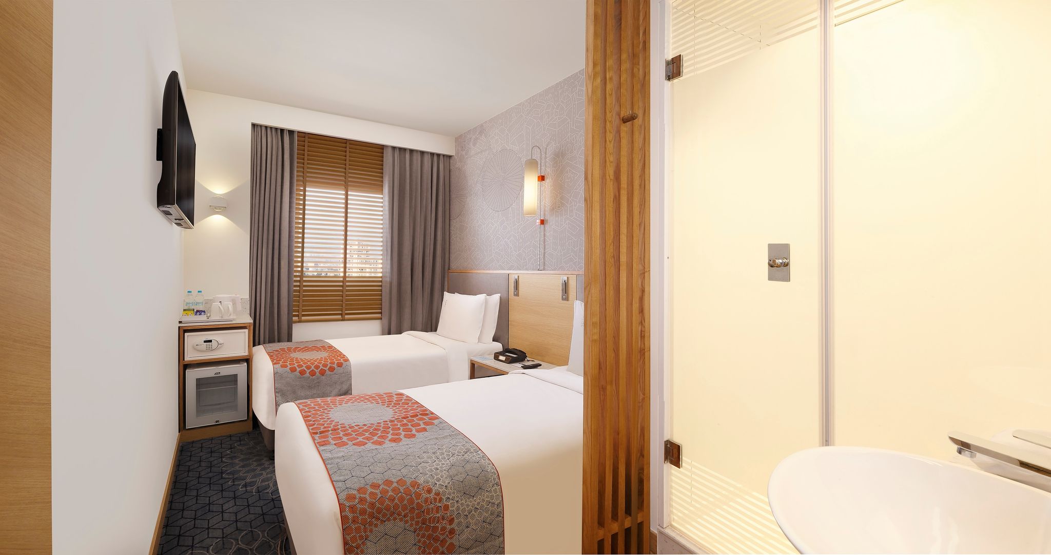 Holiday Inn Express Pune Pimpri, an IHG Hotel Standard Room, 1 Queen Bed 8