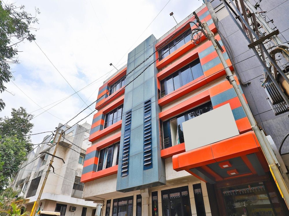 undefined OYO 13398 Hotel Relish