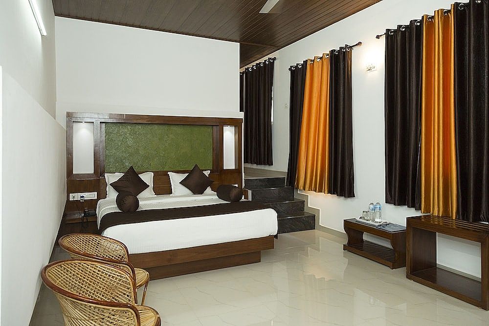 OYO 7966 Laacienekkas Valley Resort Standard Double or Twin Room, 1 Double Bed, Private Bathroom