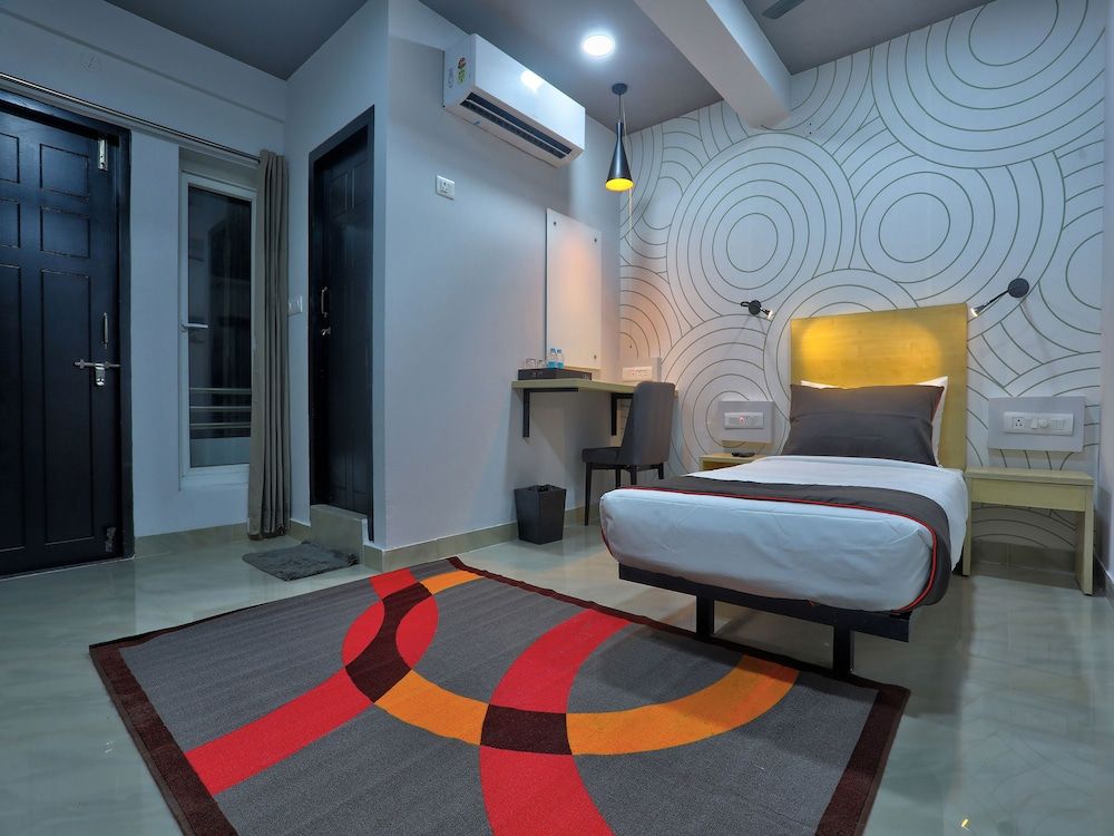 Collection O 30090 Mayajaal Multiplex Double or Twin Room 3