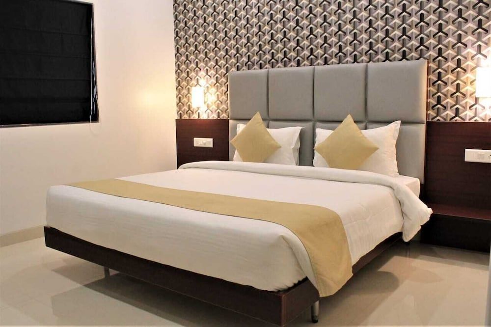 undefined Magnus Square Business Hotel 5