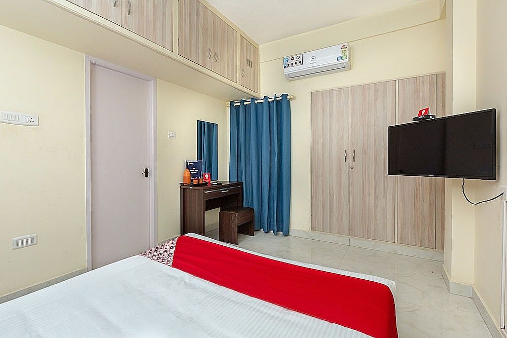 OYO 23081 Little Stay Service Apartments Double or Twin Room 14