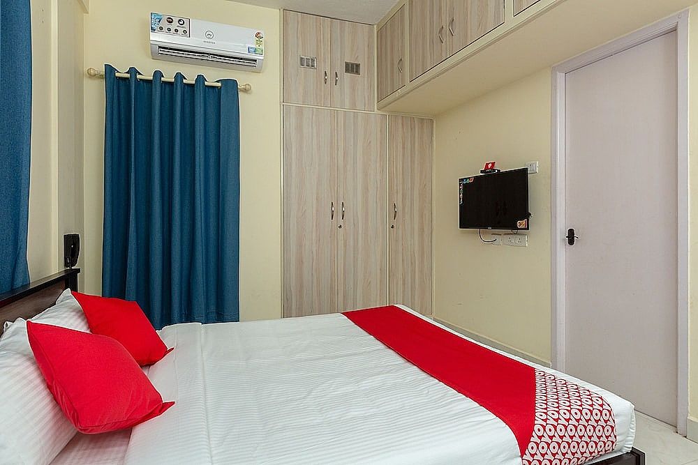 OYO 23081 Little Stay Service Apartments Double or Twin Room 3