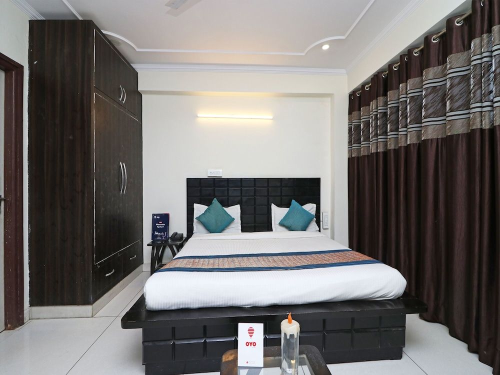 OYO 5258 Ronak Guest House Double or Twin Room 6