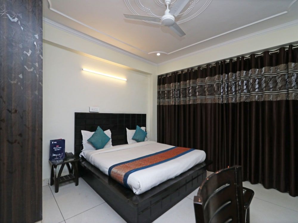OYO 5258 Ronak Guest House Double or Twin Room 3