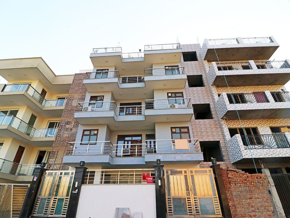 undefined OYO 5258 Ronak Guest House 2