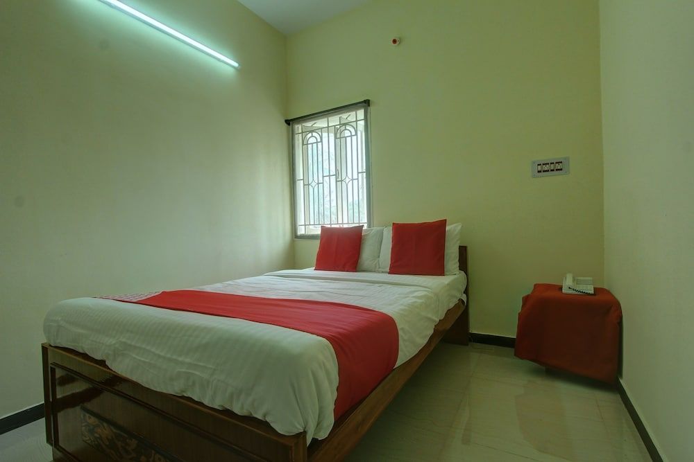 undefined OYO 25080 Vivekam Home Stay 2