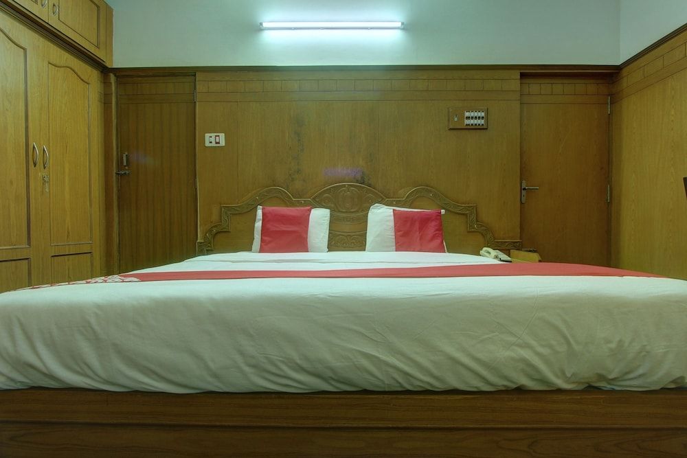 undefined OYO 25080 Vivekam Home Stay 9