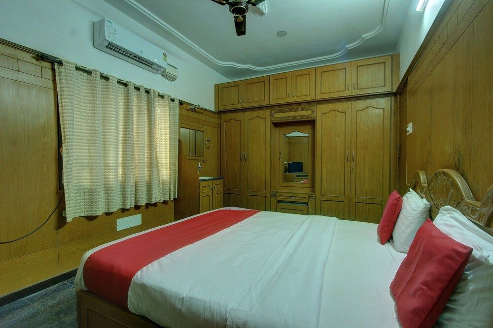 undefined OYO 25080 Vivekam Home Stay 10