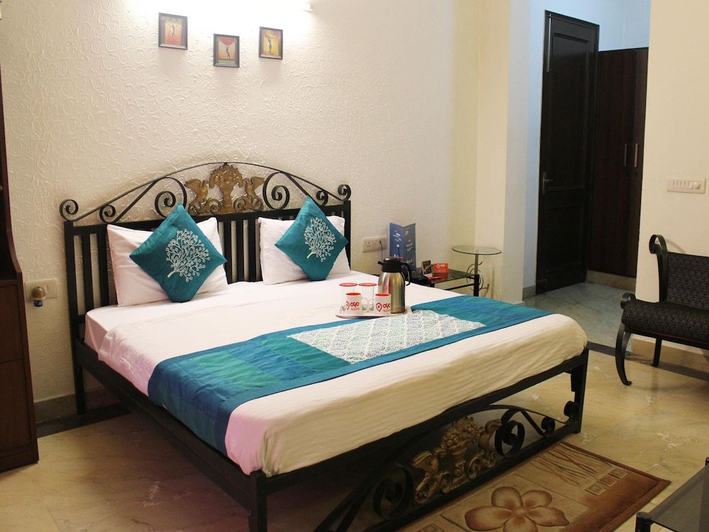 OYO 2256 Hotel Excellency Double or Twin Room 8