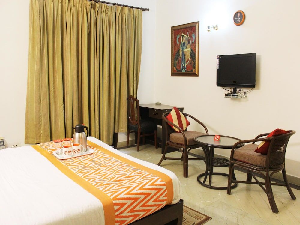 OYO 2256 Hotel Excellency Double or Twin Room 10