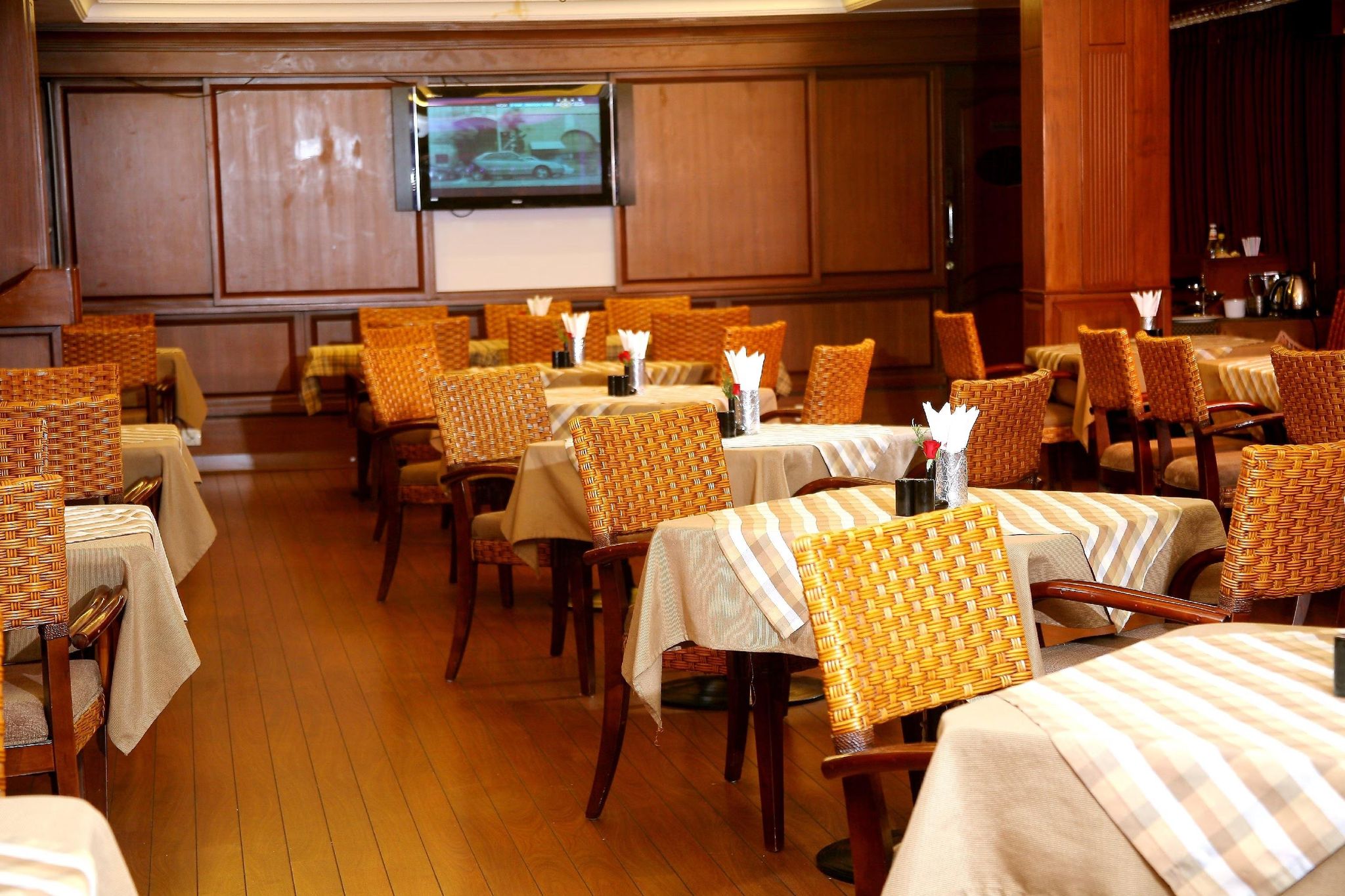 undefined Hotel Alankar grande 5