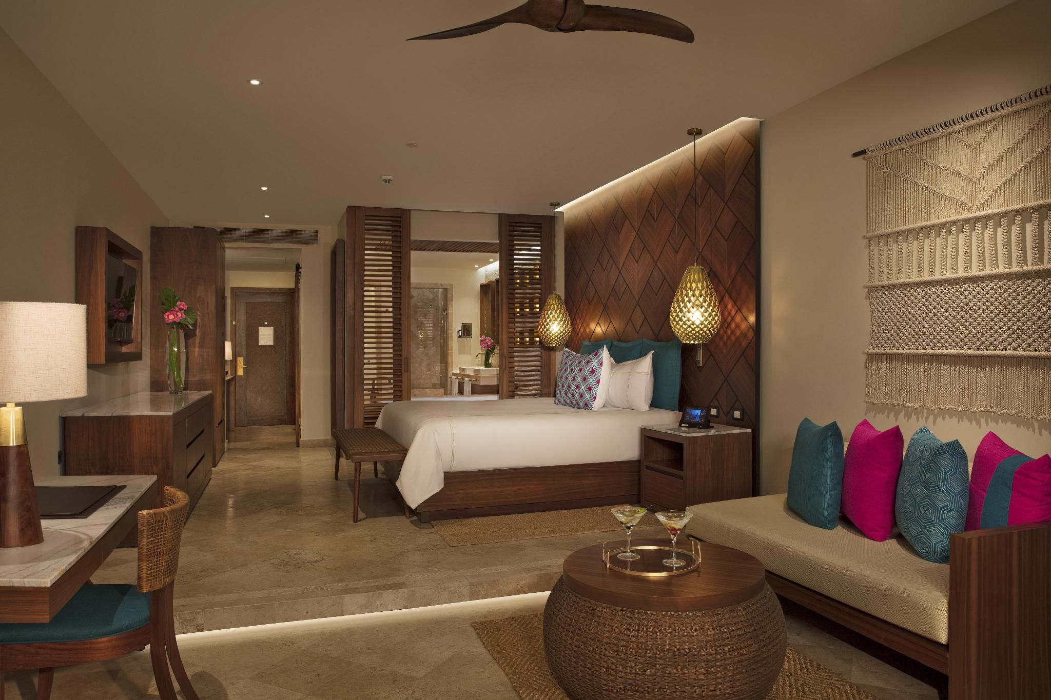 Junior Suite Partial Ocean View King - All Inclusive