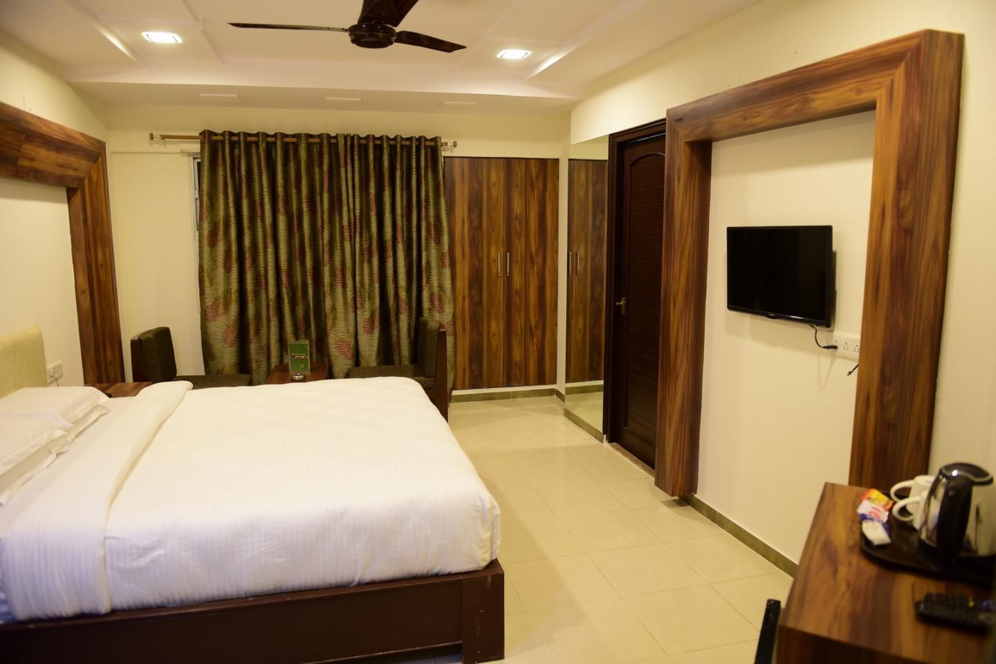 Executive Room