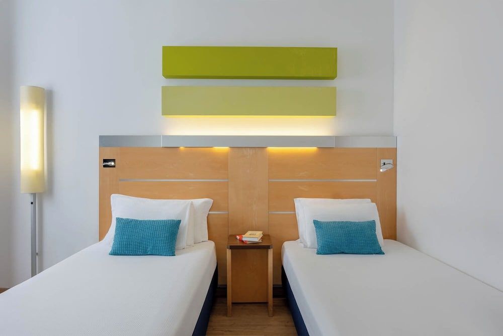 iH Hotels Milano Gioia Standard Twin Room, 2 Twin Beds