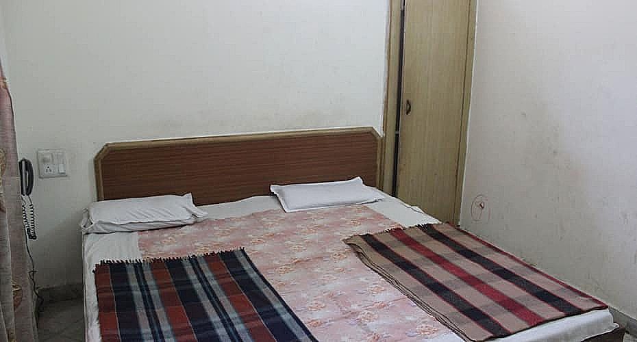 Deluxe Double Bed AC Room