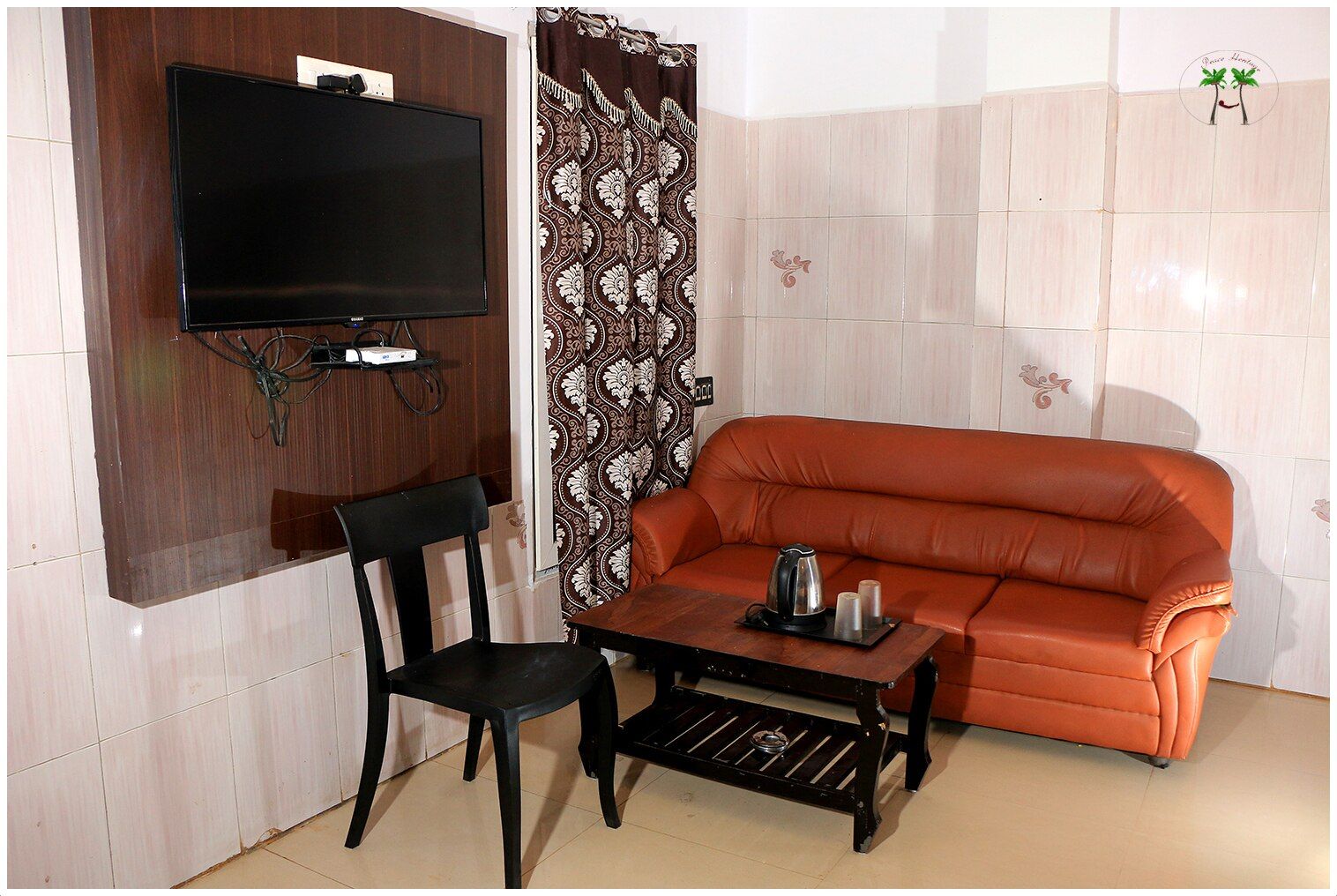 Peace Residency Deluxe Room 73