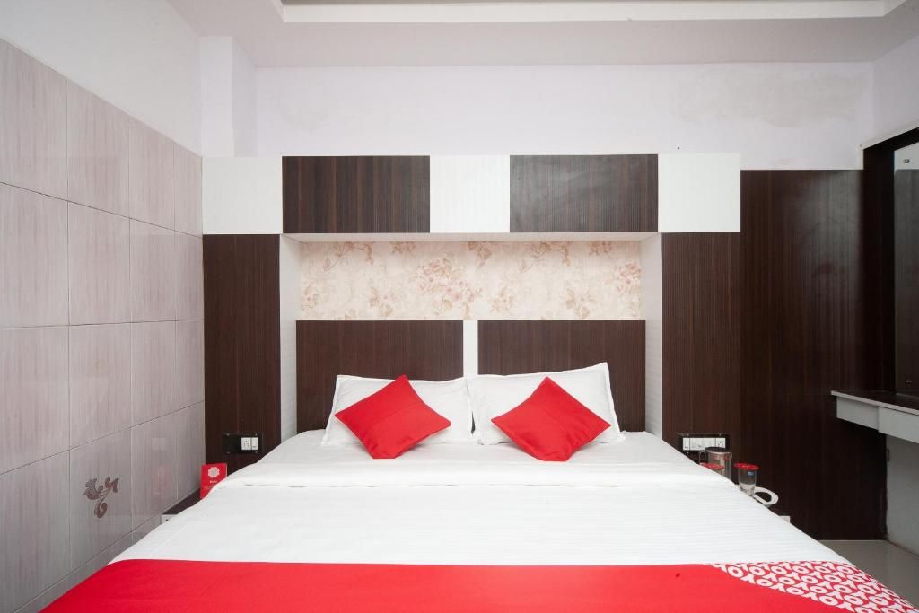 Peace Residency Deluxe Room 46