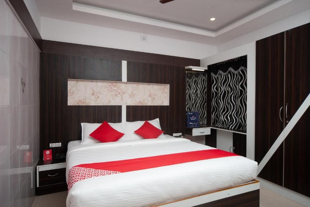 Peace Residency Deluxe Room 30