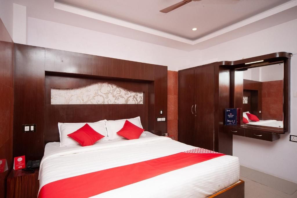 Peace Residency Deluxe Room 28