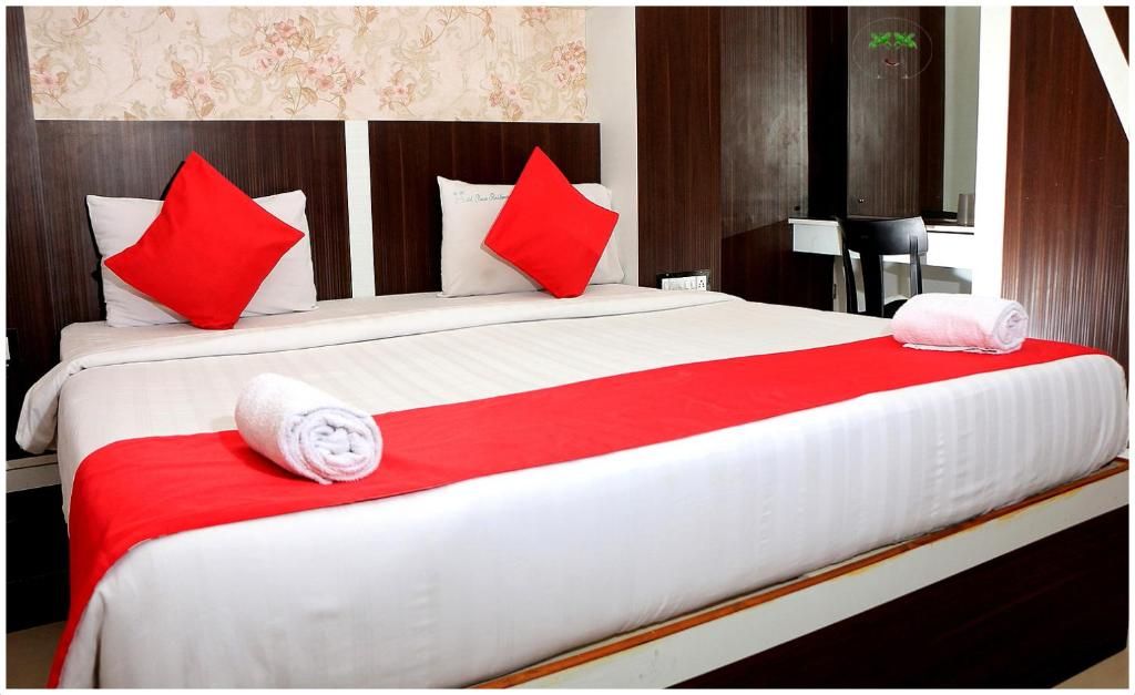 Peace Residency Deluxe Room 13