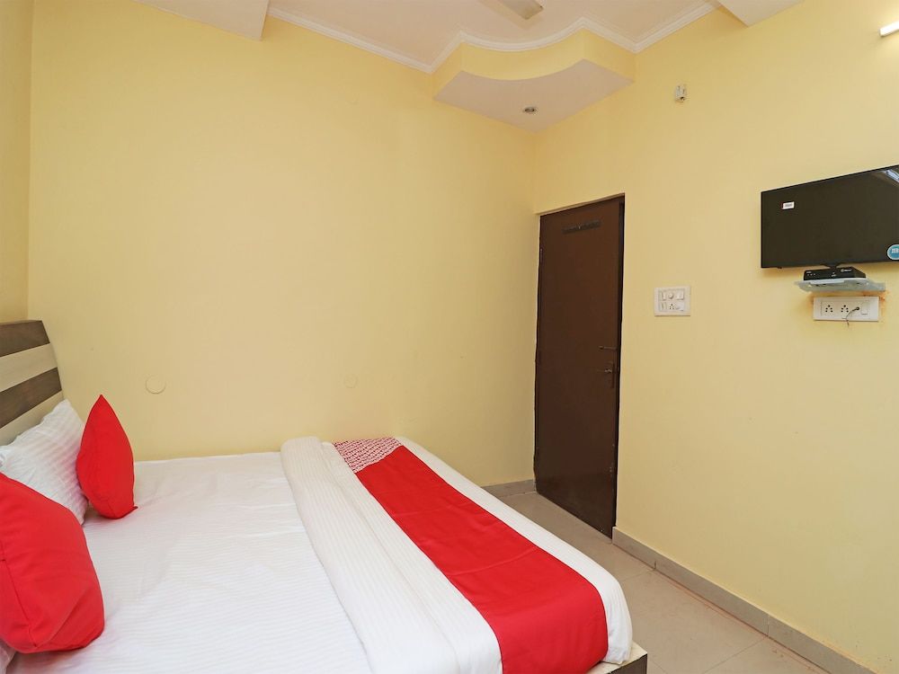 OYO 23167 Hotel Panorama Double or Twin Room 8