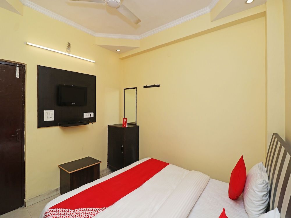 OYO 23167 Hotel Panorama Double or Twin Room 10