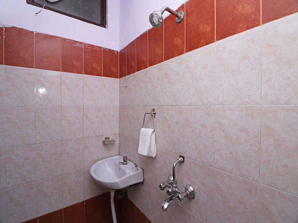 OYO 23167 Hotel Panorama Double or Twin Room 13