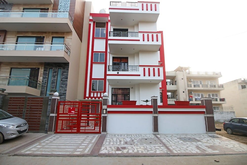 undefined OYO 7967 near Medanta 3