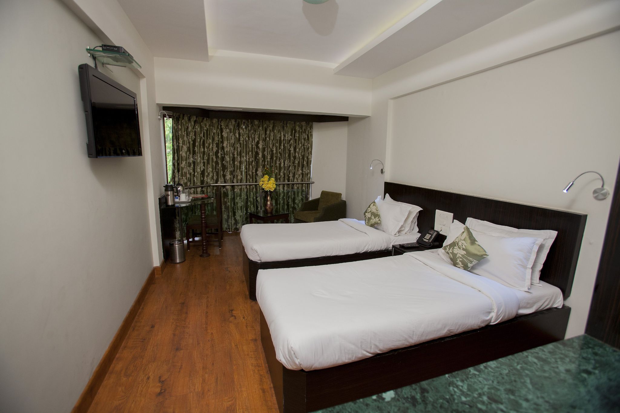 The Oasis Hotel Superior Room 4