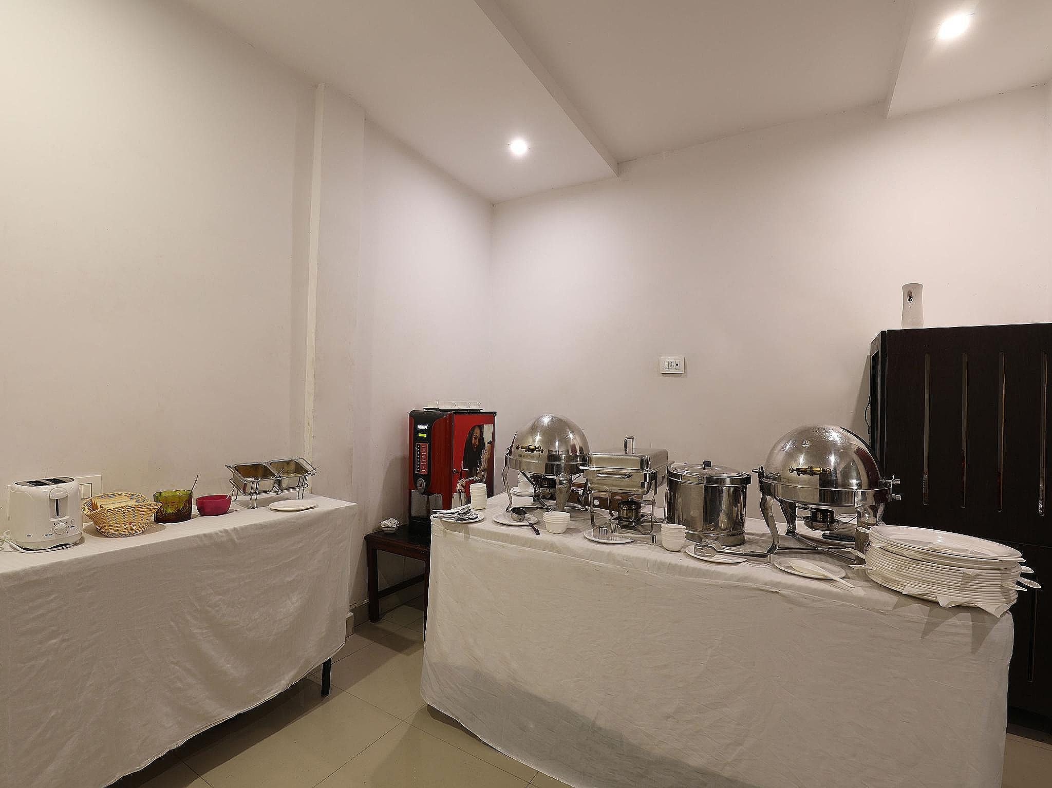 undefined Collection O Thyag Inn 9