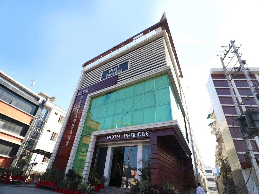 undefined OYO 7440 Hotel Paradise 2