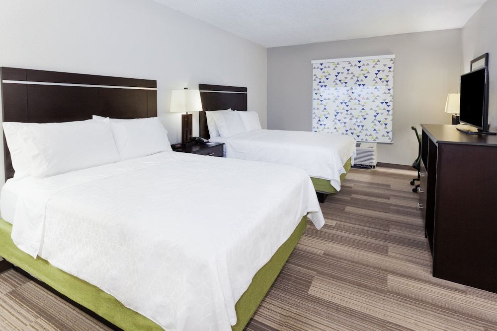 Suite, 2 Queen Beds