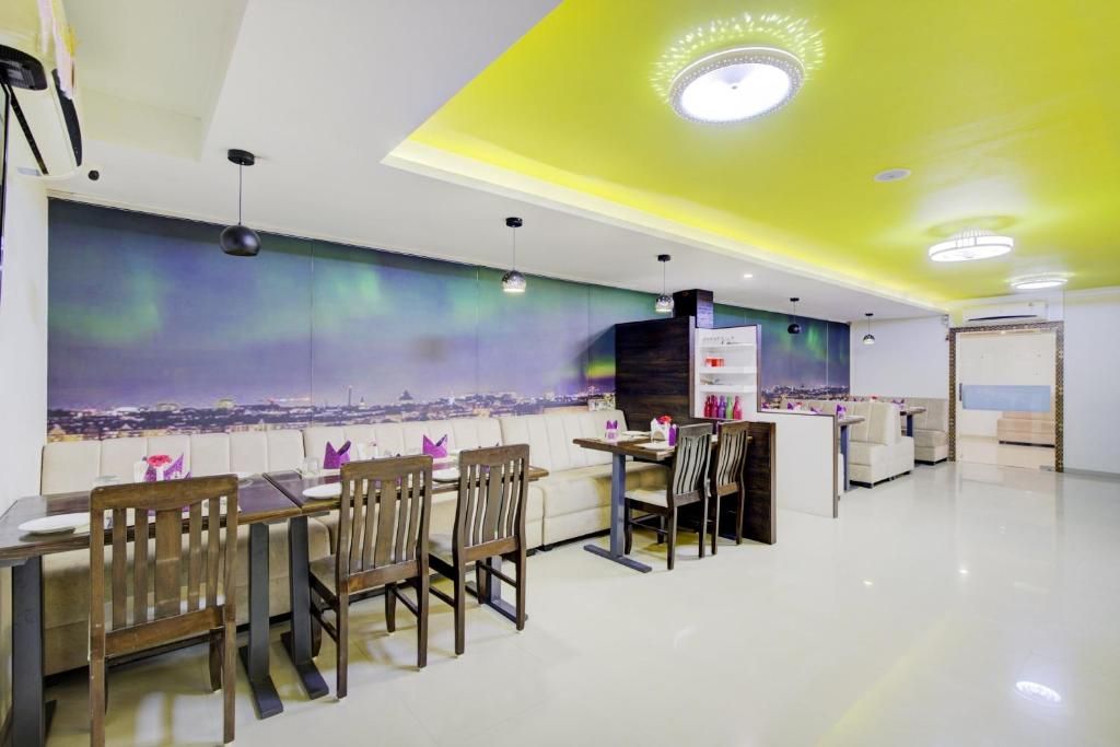 Food & Dining