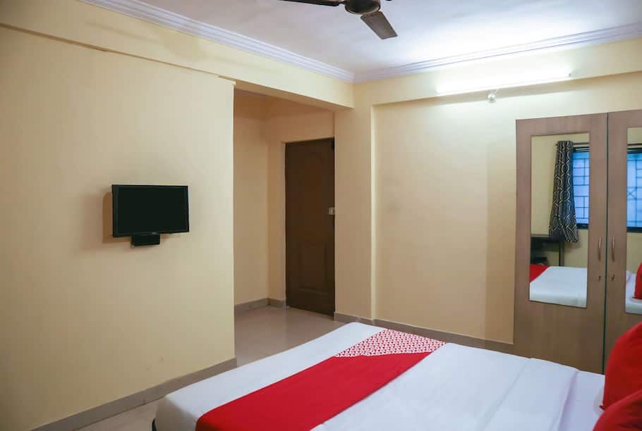 undefined OYO Flagship Eon Studio Apartments 8