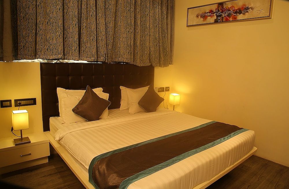 Park Signature Hotels - Royal Benza Luxury Studio Suite 2