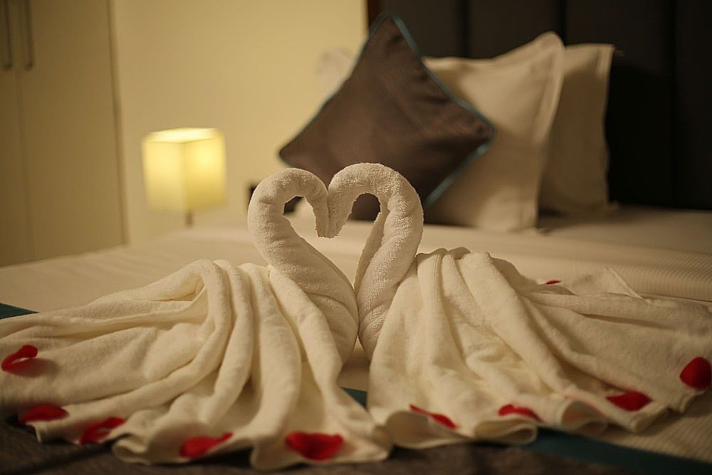 Park Signature Hotels - Royal Benza Luxury Room 2