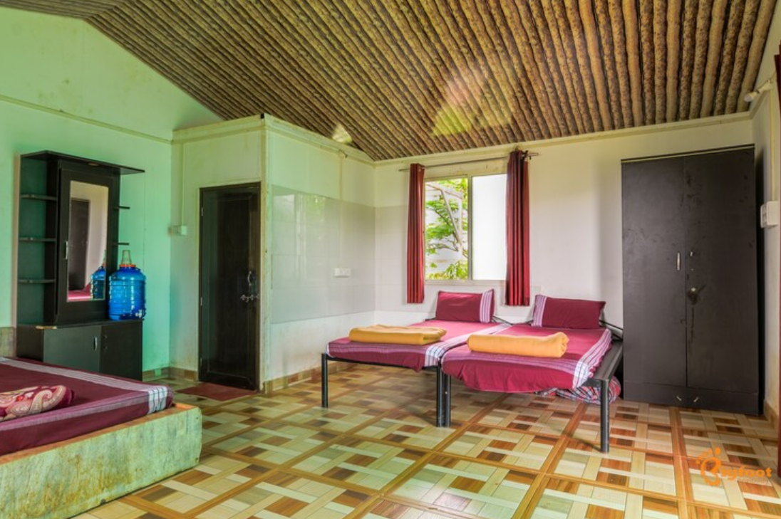 5-Bedroom Bungalow