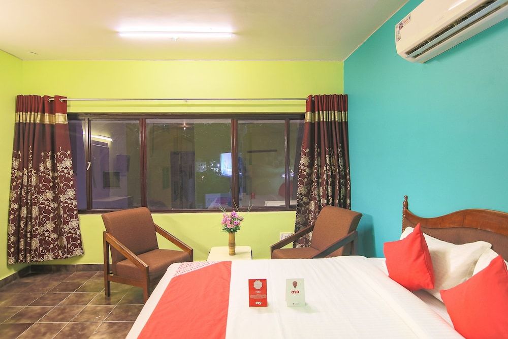 OYO 10709 Hotel SBT Double or Twin Room 4