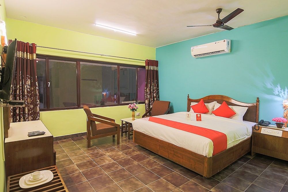 OYO 10709 Hotel SBT Double or Twin Room 18