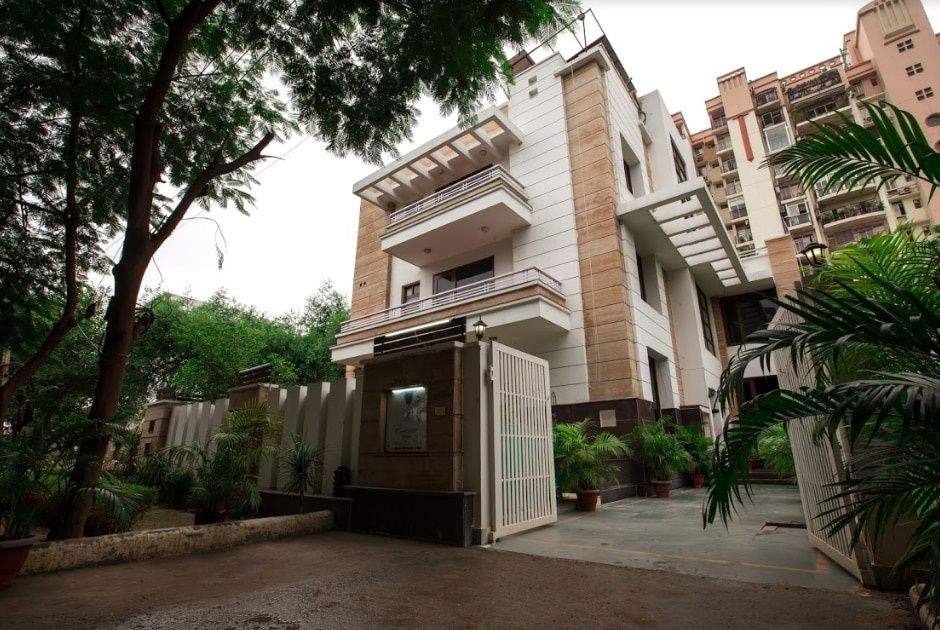 undefined THE ESSENCE SUITES 7