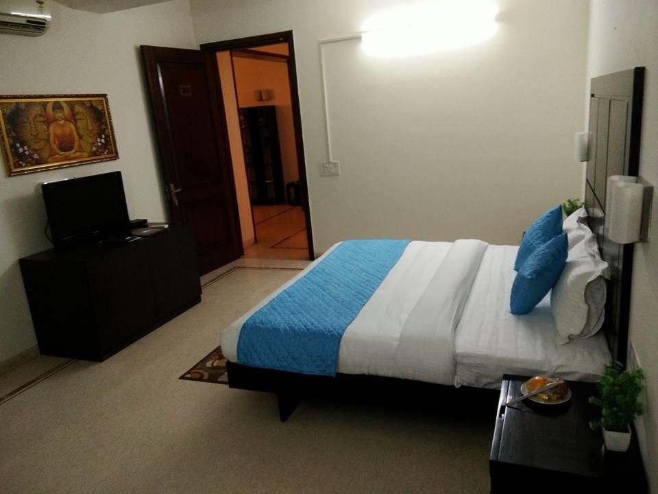 undefined THE ESSENCE SUITES 5