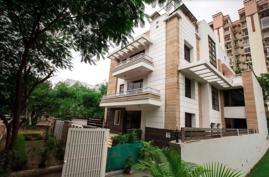 undefined THE ESSENCE SUITES