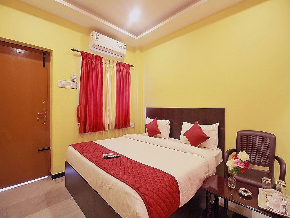 OYO 11333 MS Grand Inn