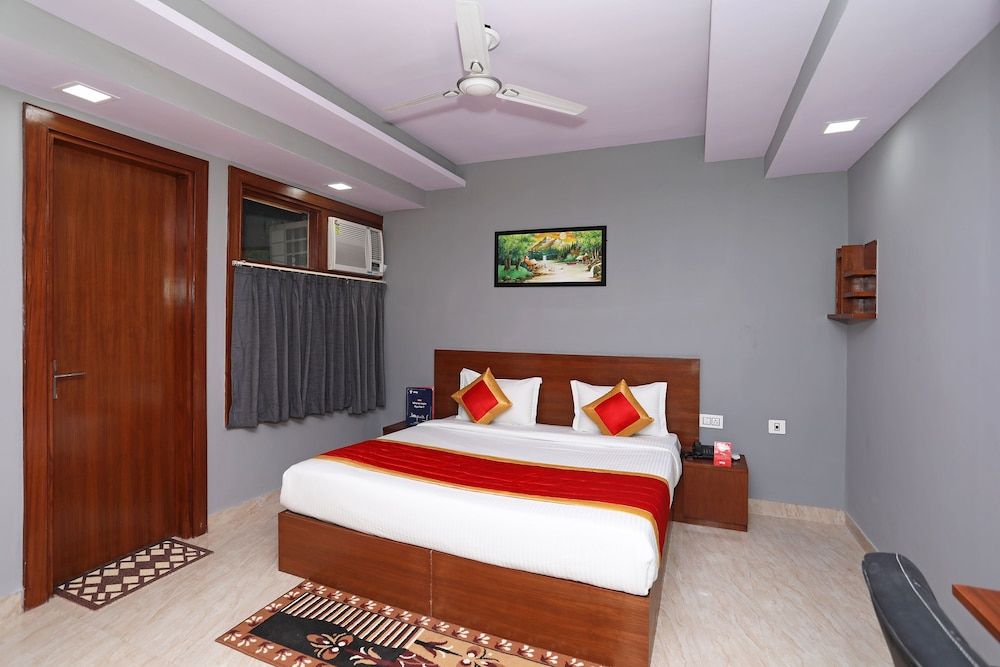 OYO 9965 Aashiyana Paradise Double or Twin Room 2
