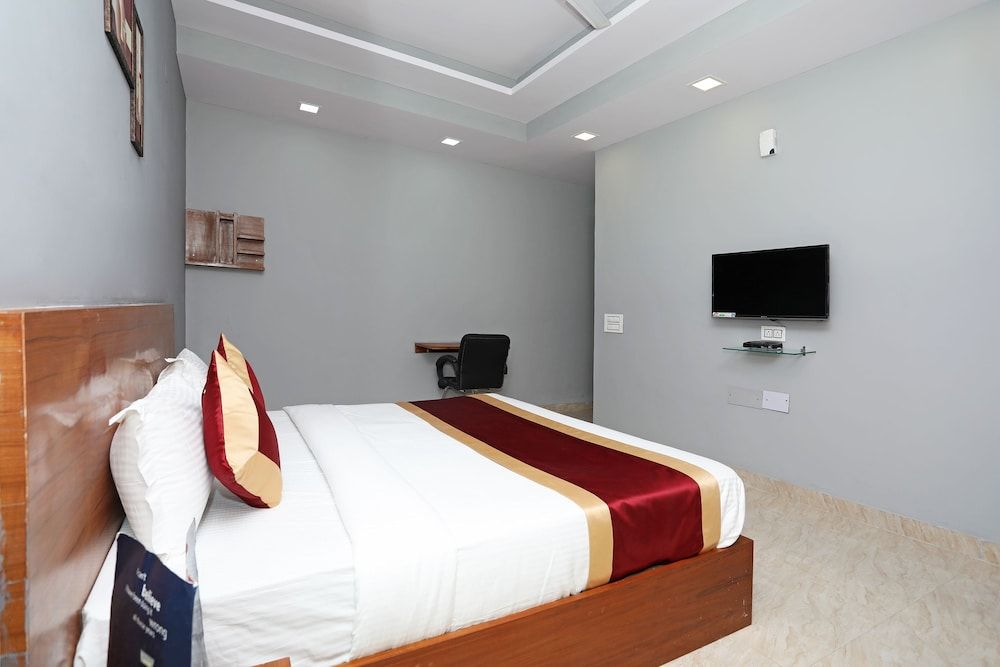 OYO 9965 Aashiyana Paradise Double or Twin Room 7