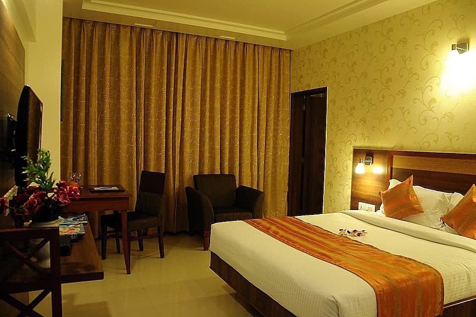 undefined Quality Inn Mint 5