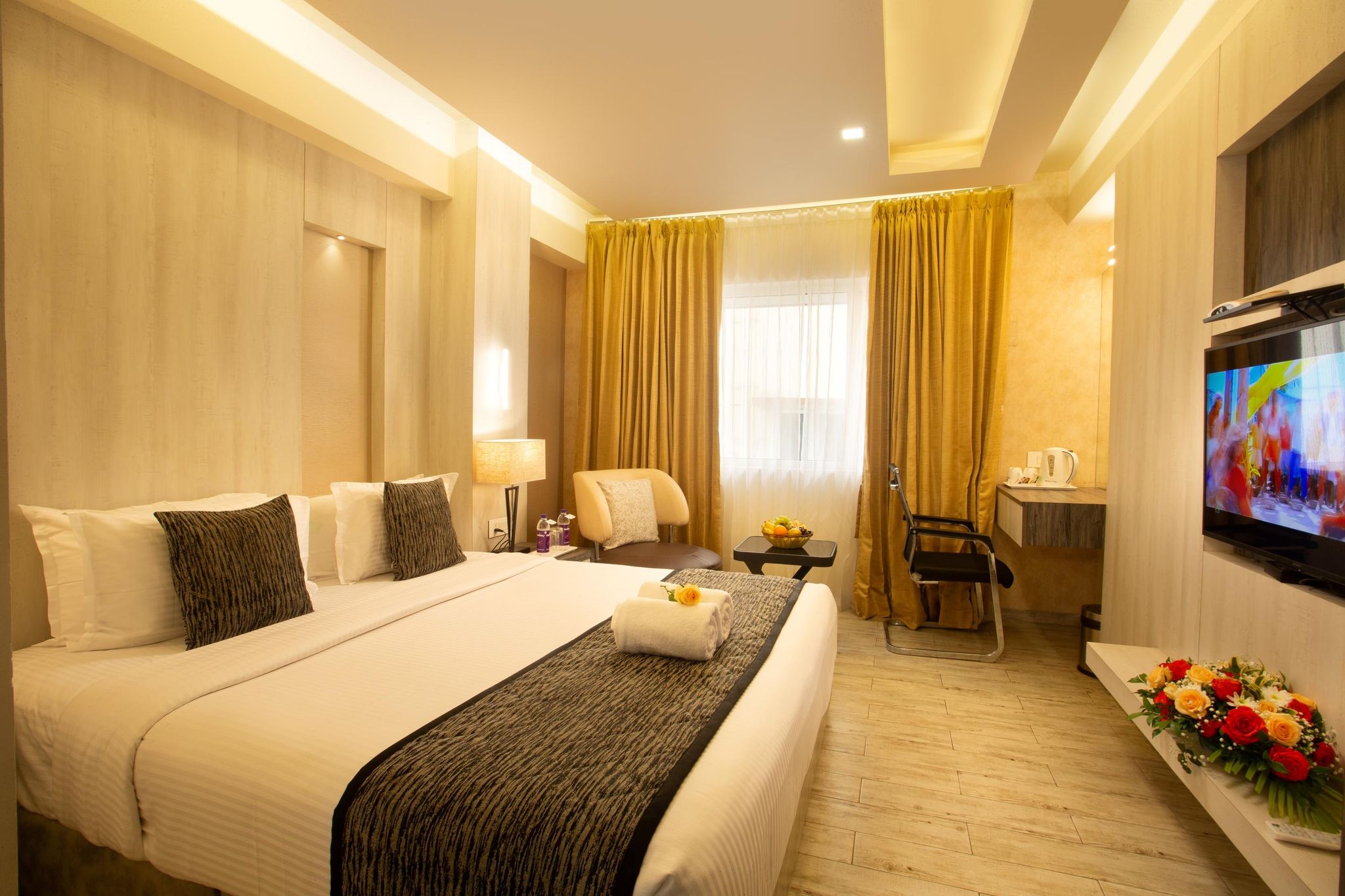 TGI SPS Grand Executive Room 4
