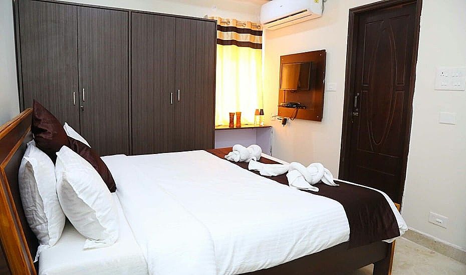 Homey Suites - Vizag Beach Family Room 2