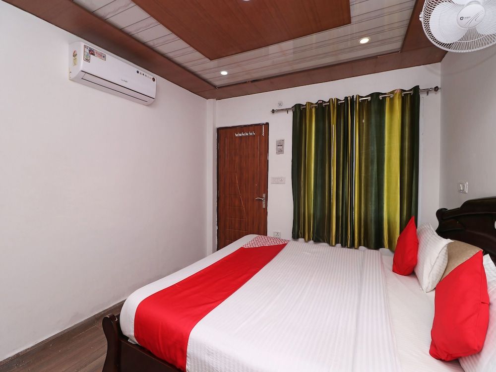 OYO 28838 Brv Resorts Standard Room 12